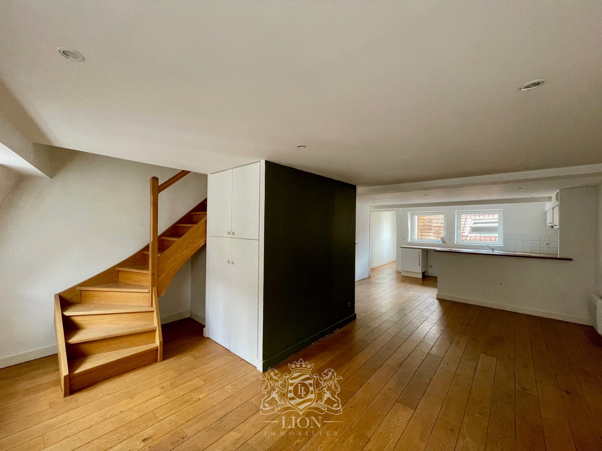 Ovg vieux lille t3 non meuble en duplex Photo 1 - Le Lion Immobilier Ovg vieux lille t3 non meuble en duplex Photo 1 - Le Lion Immobilier