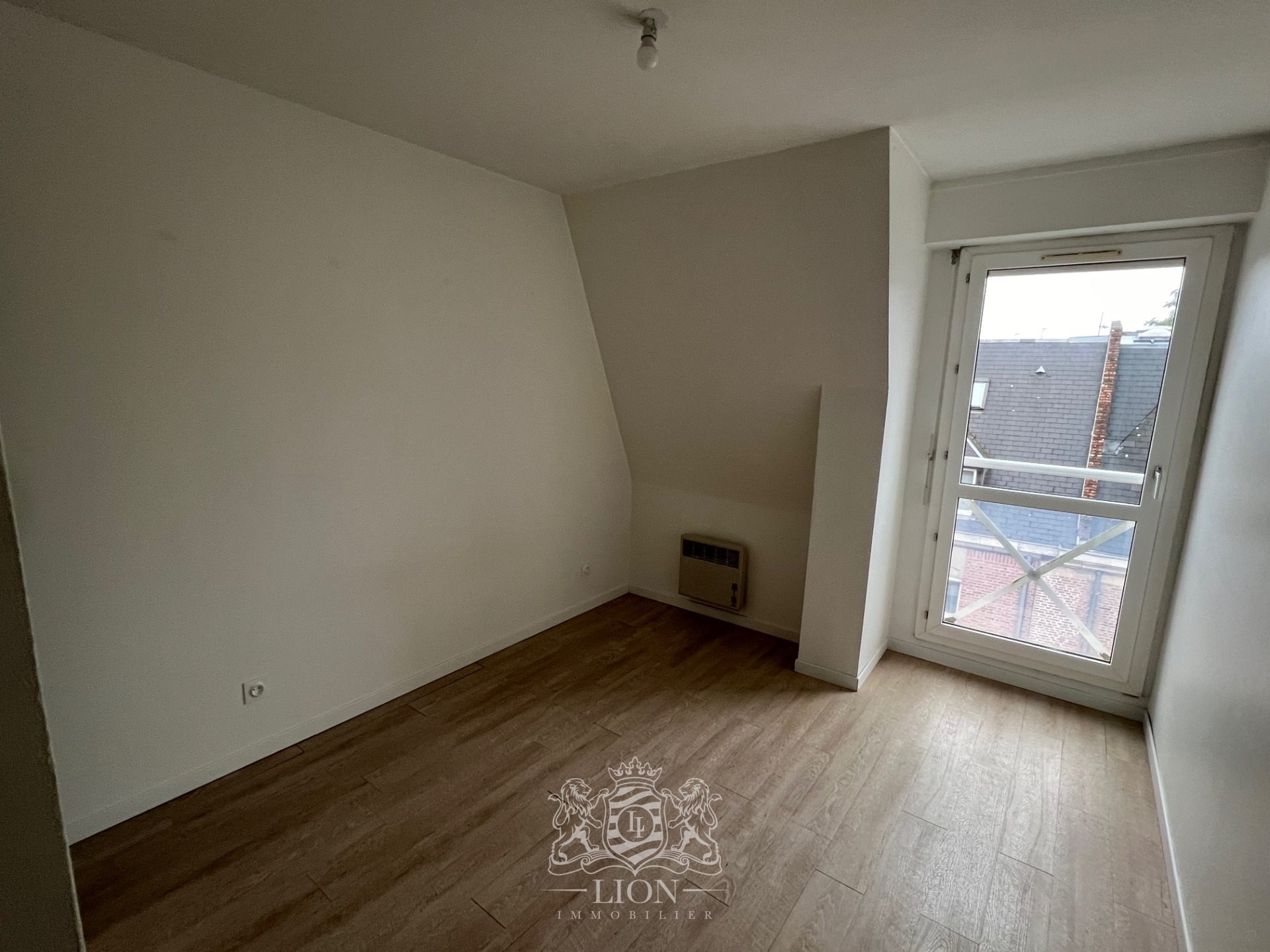 Pdg vieux lille type 3 avec balcon et garage Photo 5 - Le Lion Immobilier Pdg vieux lille type 3 avec balcon et garage Photo 5 - Le Lion Immobilier