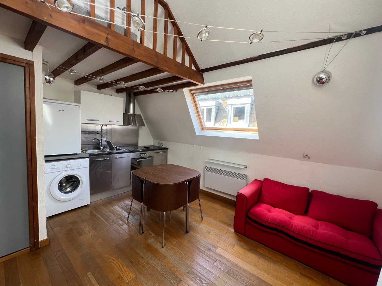 Pel vieux lille studio avec mezzanine Photo 1 - Le Lion Immobilier Pel vieux lille studio avec mezzanine Photo 1 - Le Lion Immobilier