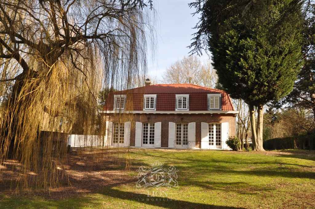 Demeure de charme sur 2800m2 Photo 1 - Le Lion Immobilier