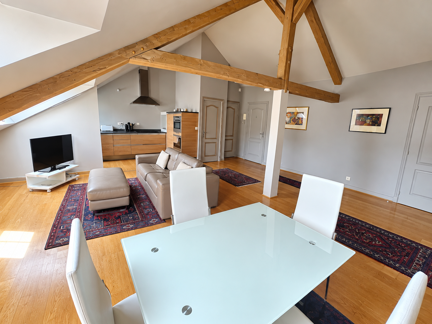 Stand by vente reo vieux lille appartement type 3 meuble Photo 3 - Le Lion Immobilier Stand by vente reo vieux lille appartement type 3 meuble Photo 3 - Le Lion Immobilier