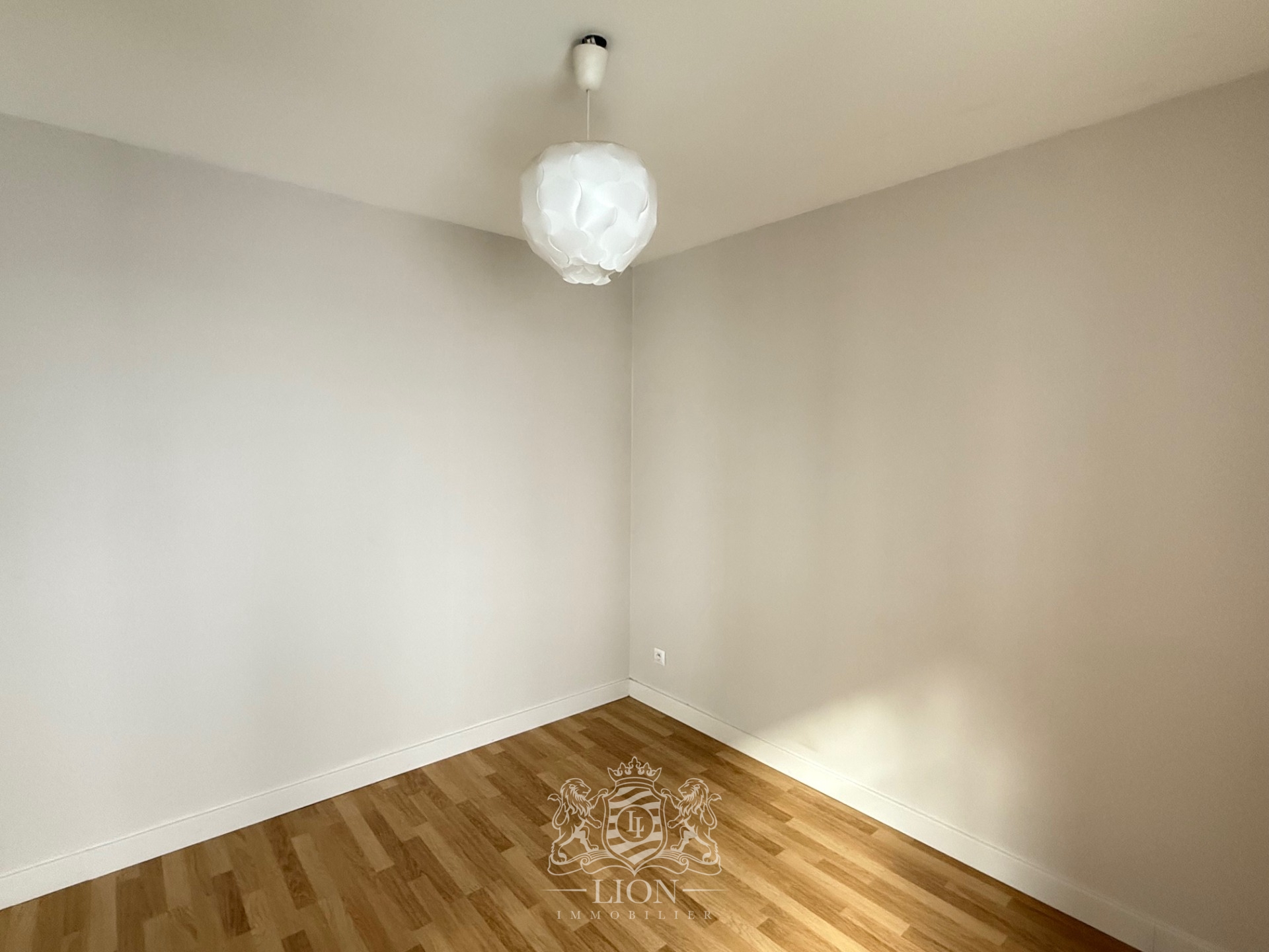 Rxk vieux lille t2 en duplex Photo 3 - Le Lion Immobilier