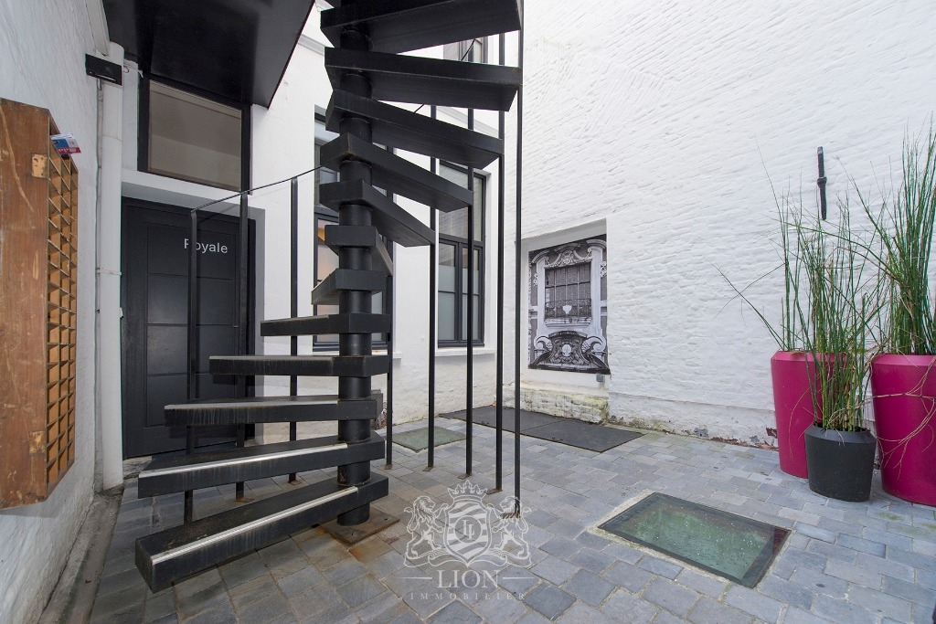Emplacement exceptionnel dans le vieux lille Photo 2 - Le Lion Immobilier