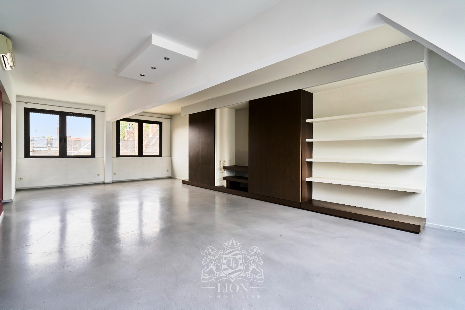 Smg vieux lille type 4 non meuble avec parking Photo 2 - Le Lion Immobilier