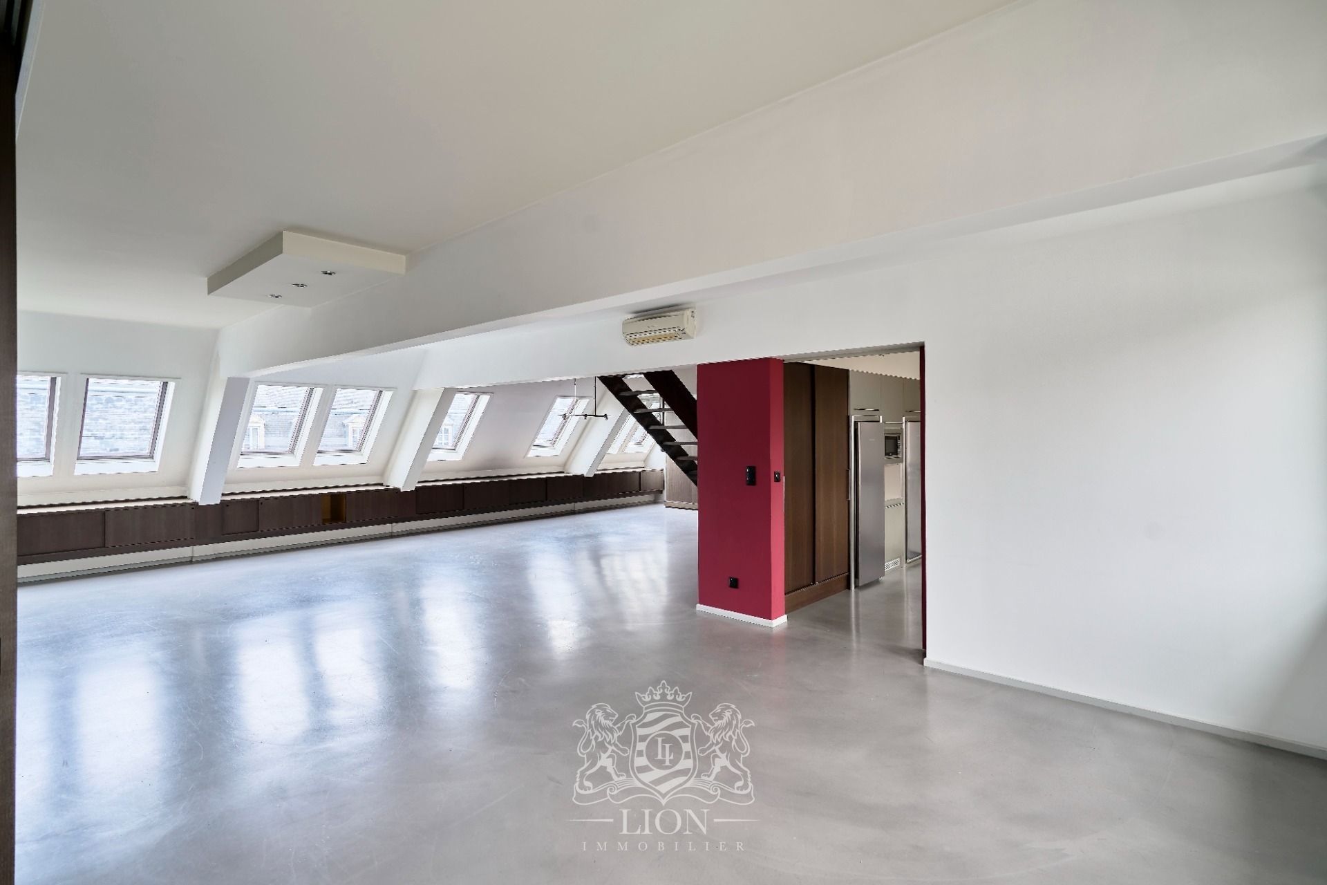 Smg vieux lille type 4 non meuble avec parking Photo 3 - Le Lion Immobilier