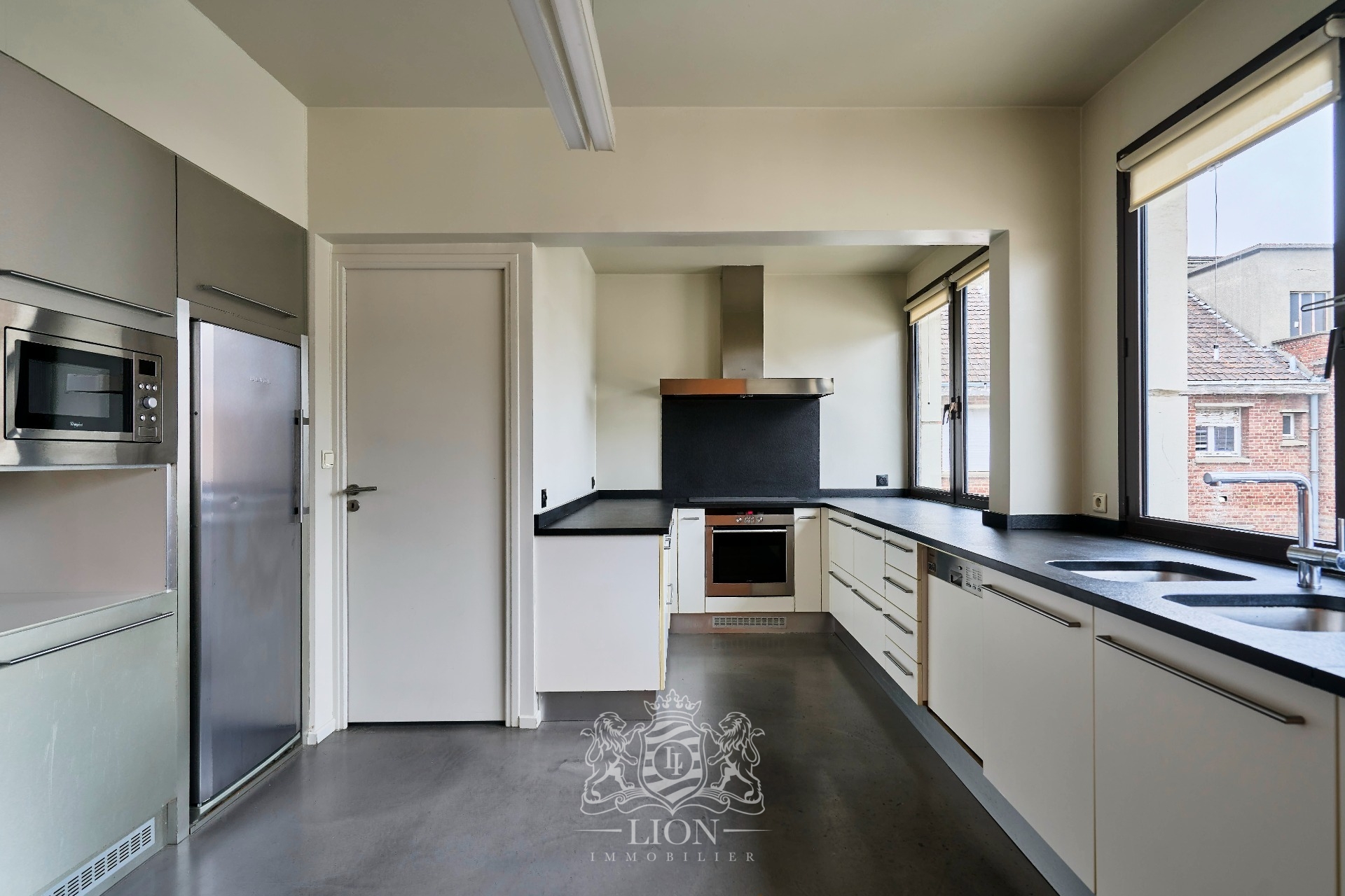 Smg vieux lille type 4 non meuble avec parking Photo 4 - Le Lion Immobilier