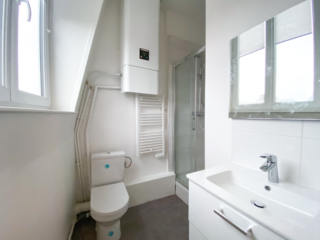 Tvk vieux lille t1 bis meuble Photo 6 - Le Lion Immobilier