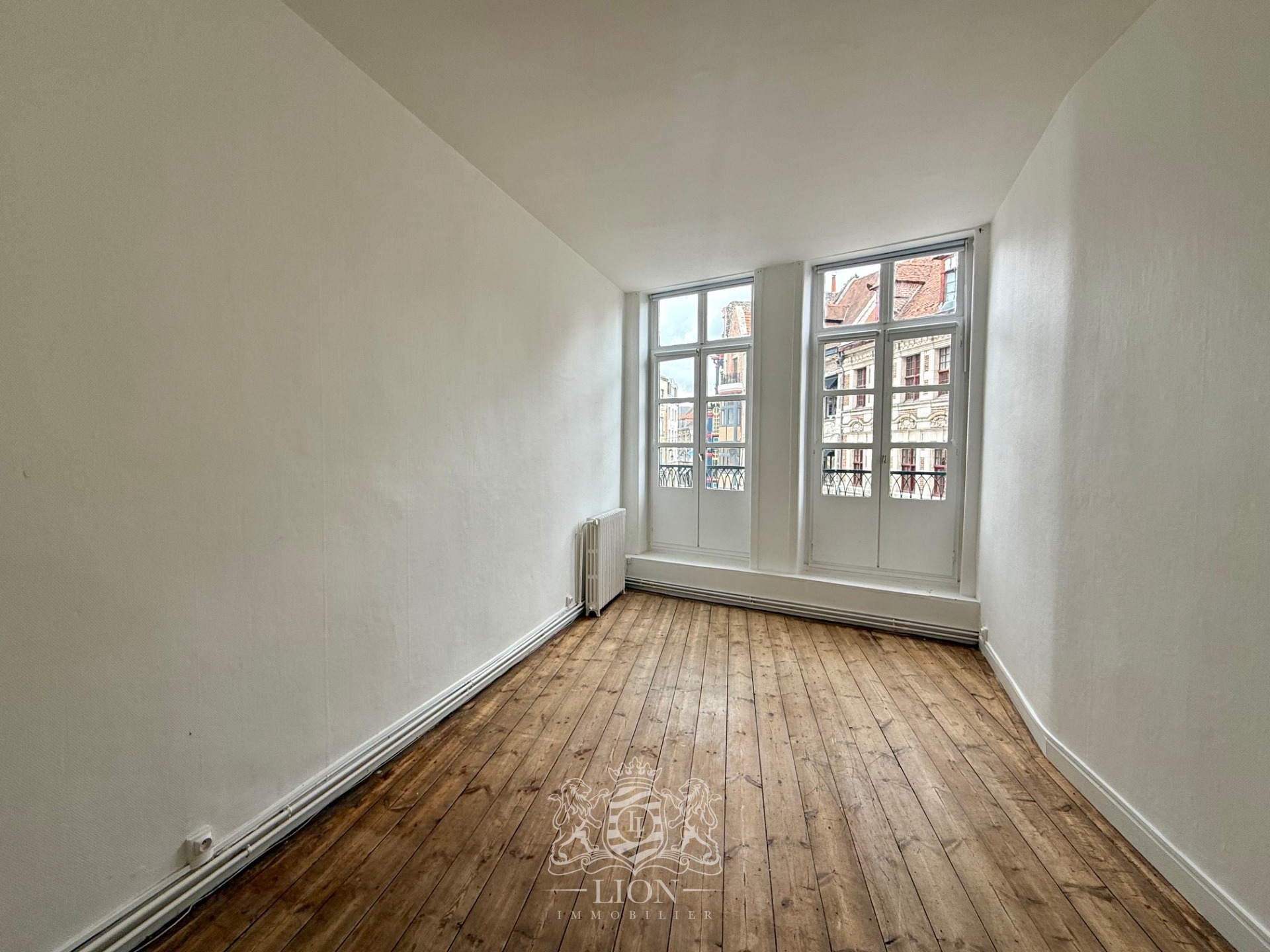 Uxr vieux lille t2 bis place du lion d or Photo 5 - Le Lion Immobilier