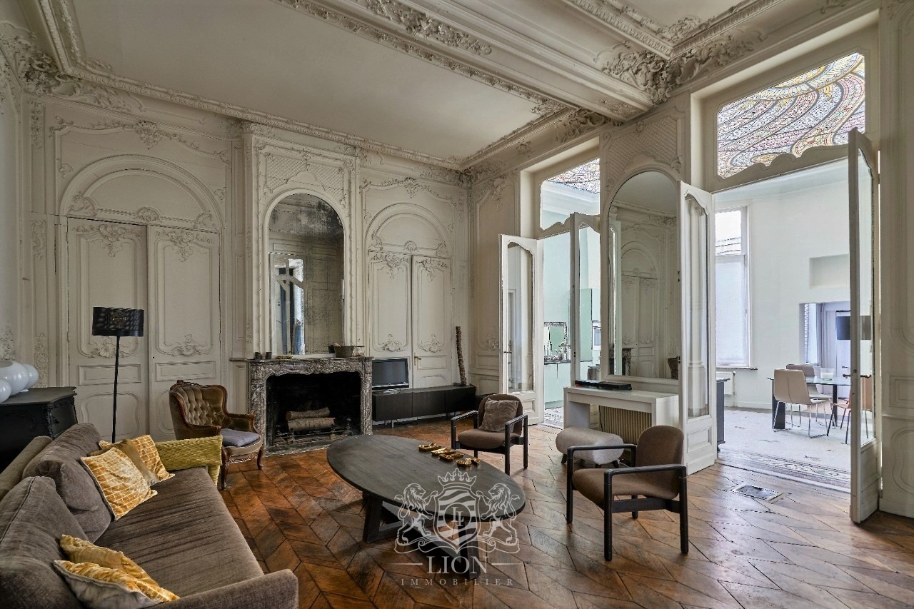 Uzy vieux lille magnifique type 3 meuble avec parking Photo 5 - Le Lion Immobilier