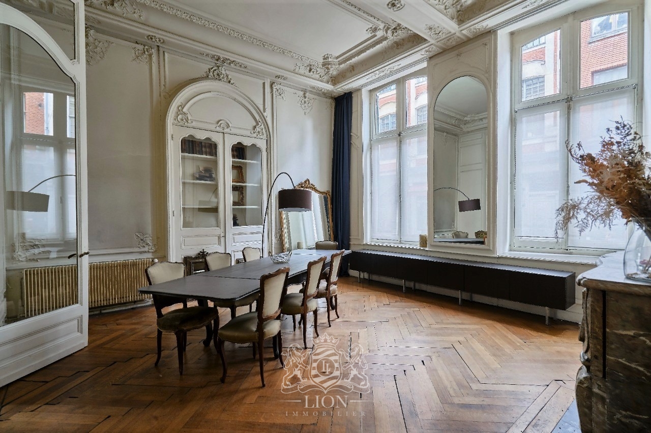 Uzy vieux lille magnifique type 3 meuble avec parking Photo 6 - Le Lion Immobilier