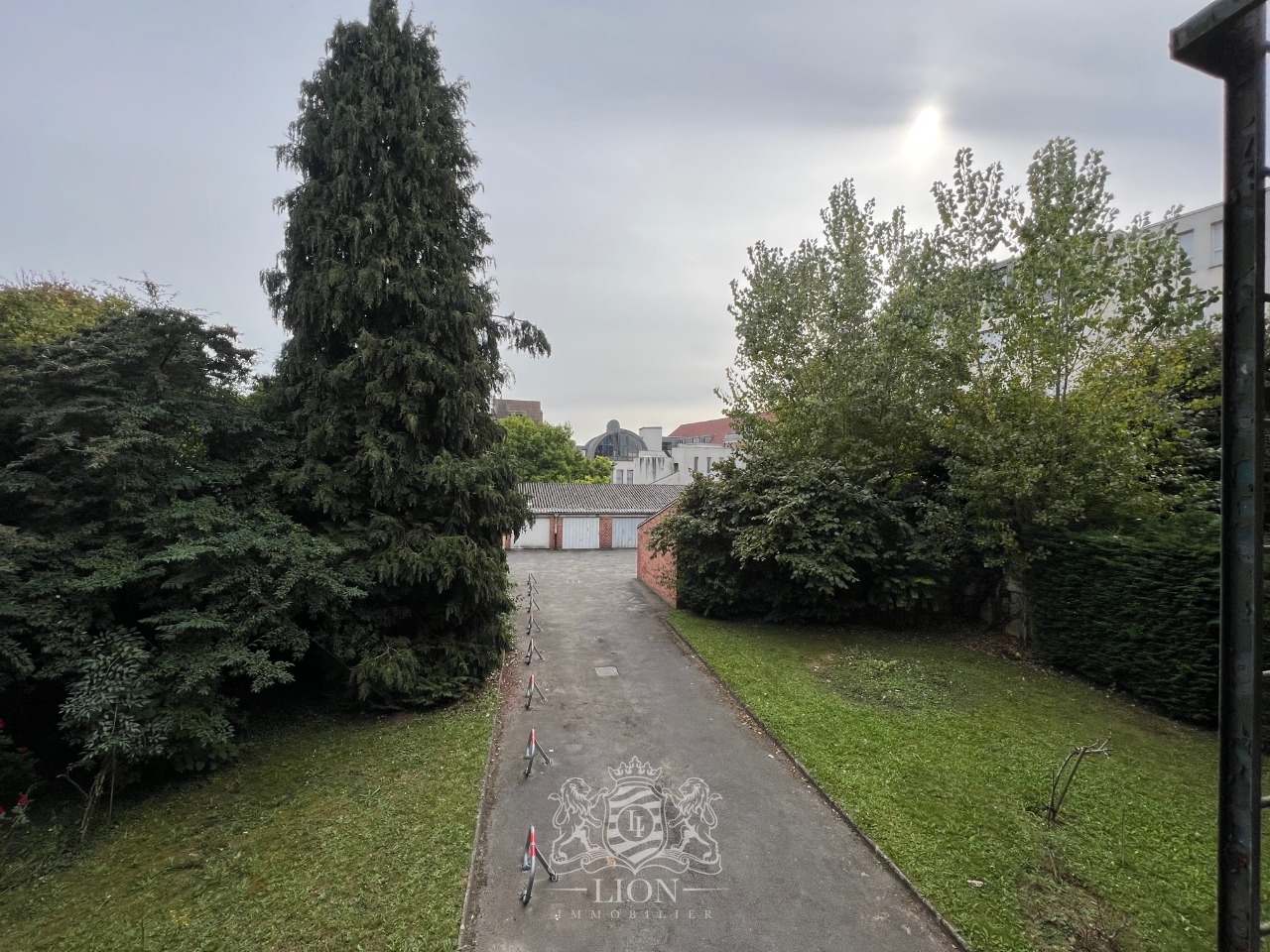 Vbx vieux lille t2 bis renove avec garage et cave Photo 9 - Le Lion Immobilier
