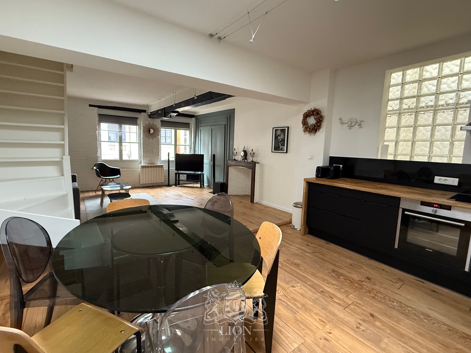 Vpt vieux lille t3 en duplex avec terrasse Photo 5 - Le Lion Immobilier