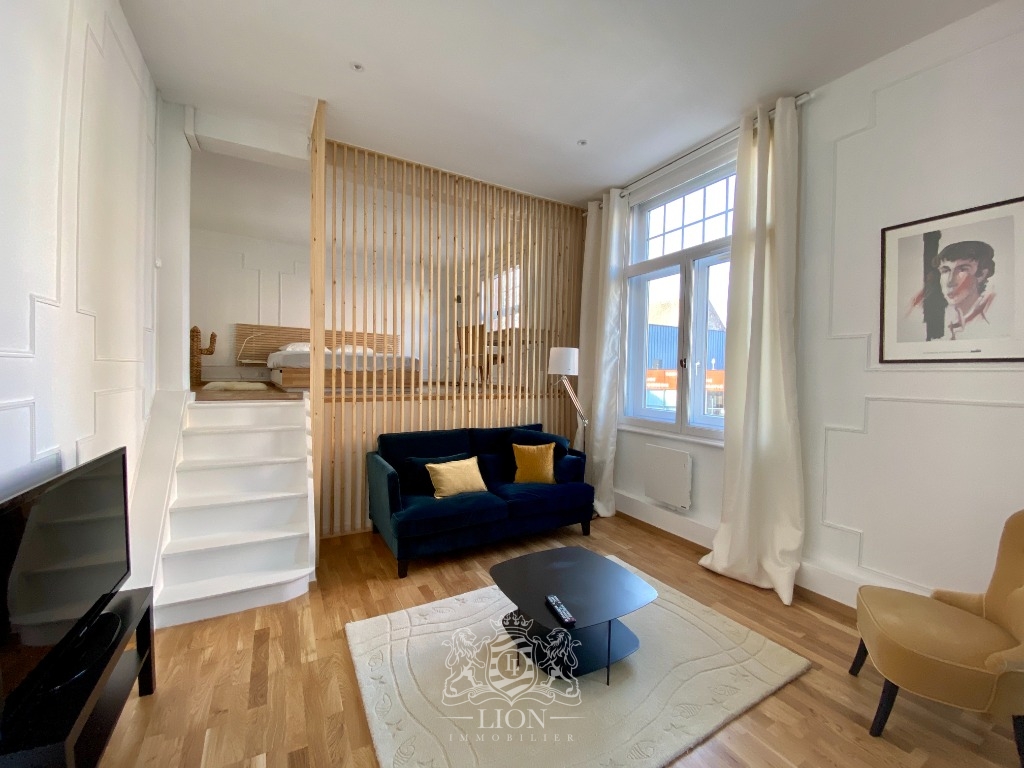 Wnv croix centre magnifique t1 bis meuble Photo 1 - Le Lion Immobilier