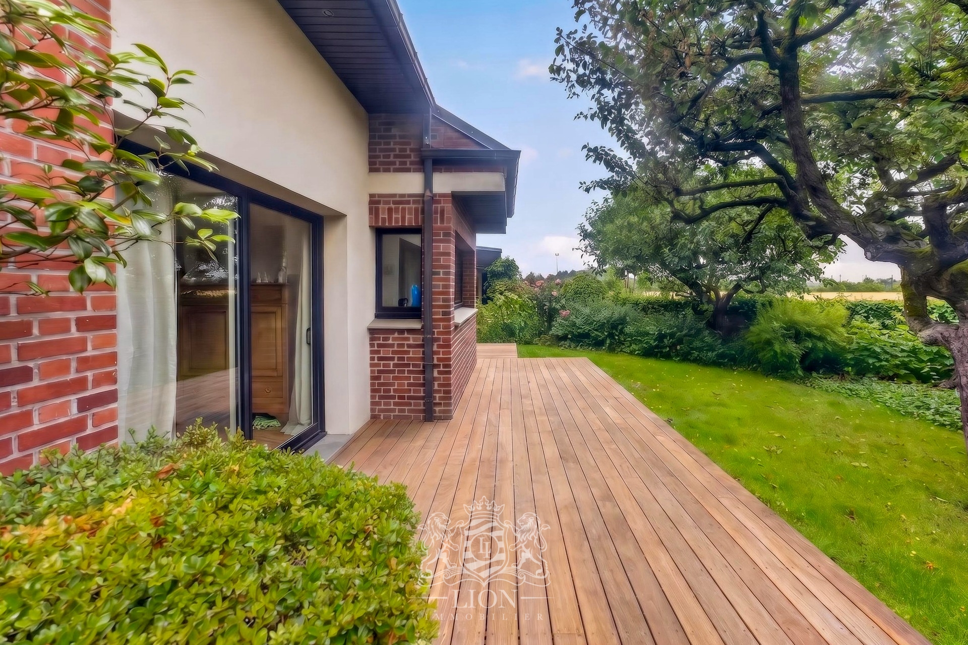 Ascq maison individuelle 5 chambres bureau et piscine Photo 2 - Le Lion Immobilier Ascq maison individuelle 5 chambres bureau et piscine Photo 2 - Le Lion Immobilier