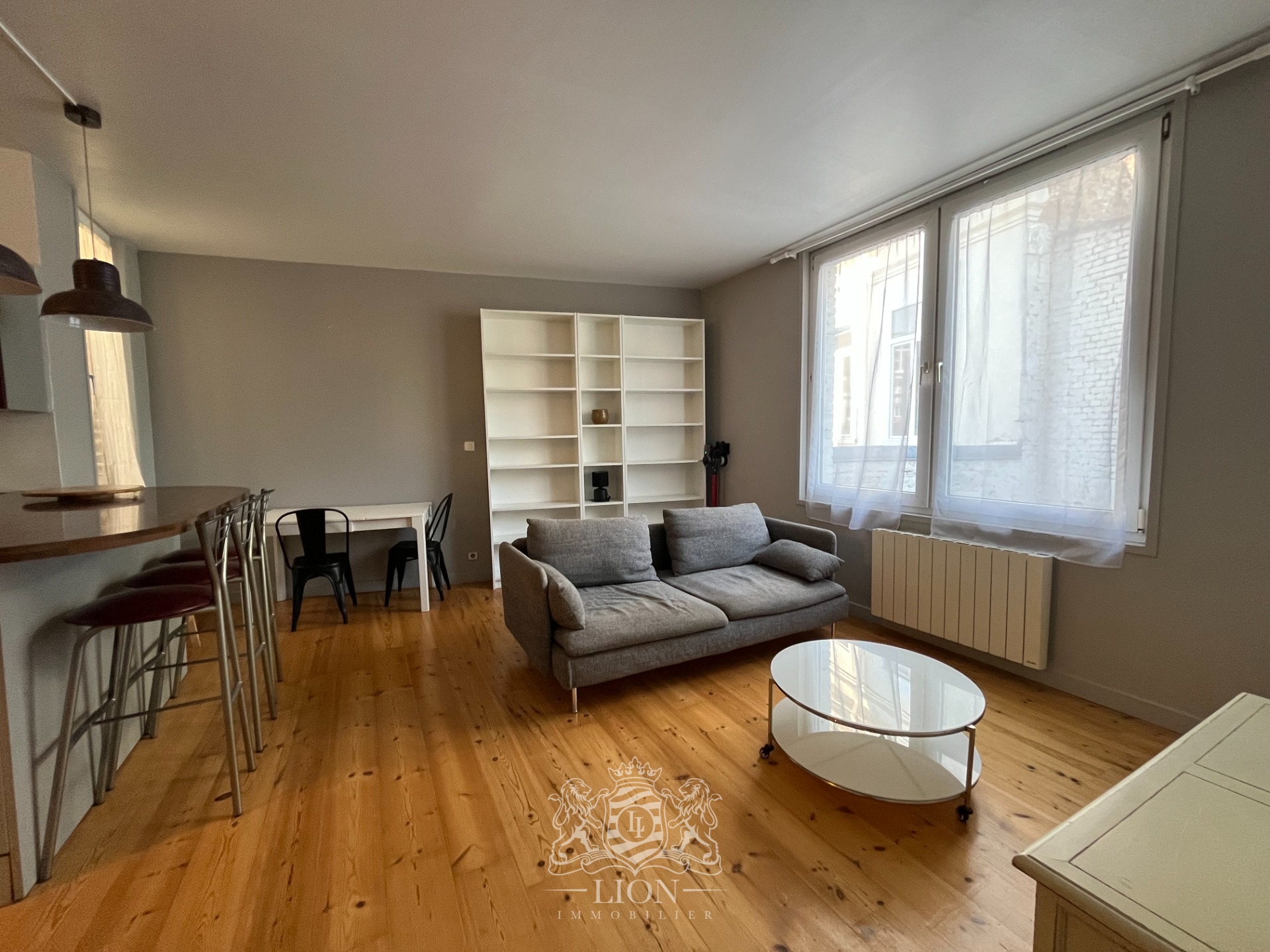 Wvr vieux lille t3 meuble de 5463m Photo 2 - Le Lion Immobilier Wvr vieux lille t3 meuble de 5463m Photo 2 - Le Lion Immobilier