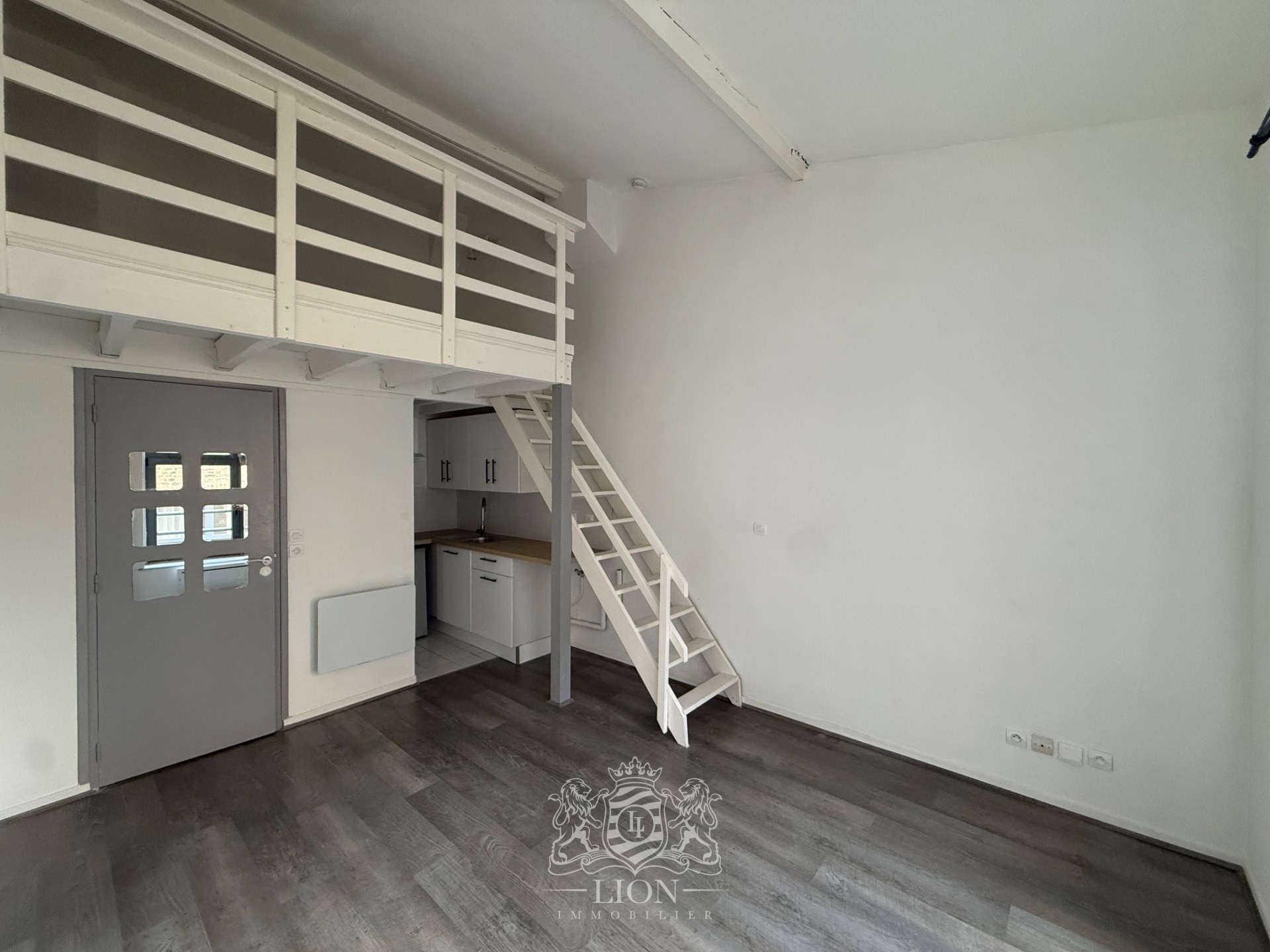 Wxd vieux lille studio non meuble Photo 1 - Le Lion Immobilier Wxd vieux lille studio non meuble Photo 1 - Le Lion Immobilier
