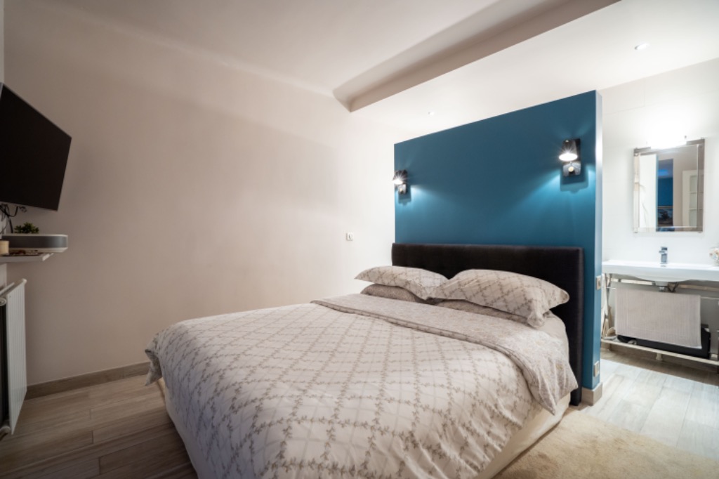 Paris 16 place de l etoile 2 pieces avec patio Photo 6 - Le Lion Immobilier Paris 16 place de l etoile 2 pieces avec patio Photo 6 - Le Lion Immobilier