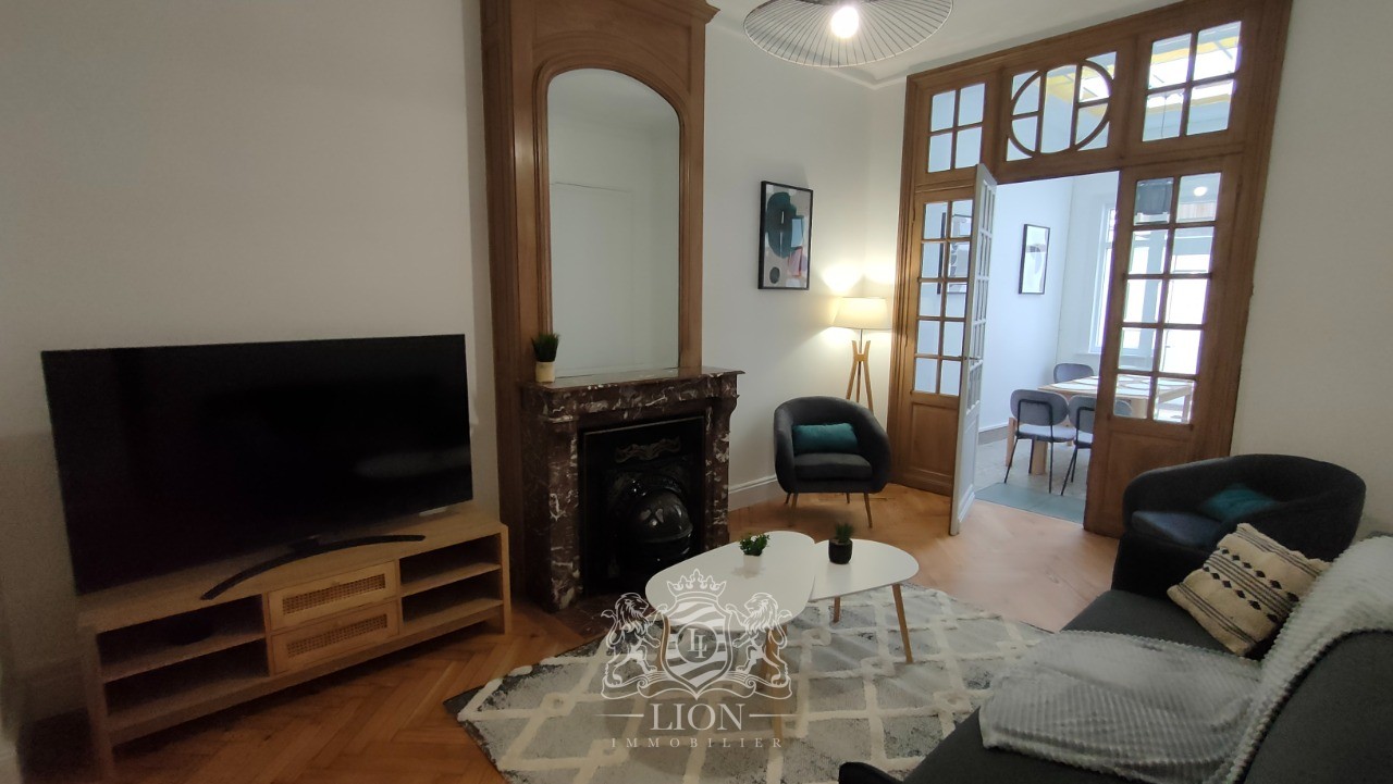 Maison colocation 9 chambres vendue louee Photo 1 - Le Lion Immobilier Maison colocation 9 chambres vendue louee Photo 1 - Le Lion Immobilier