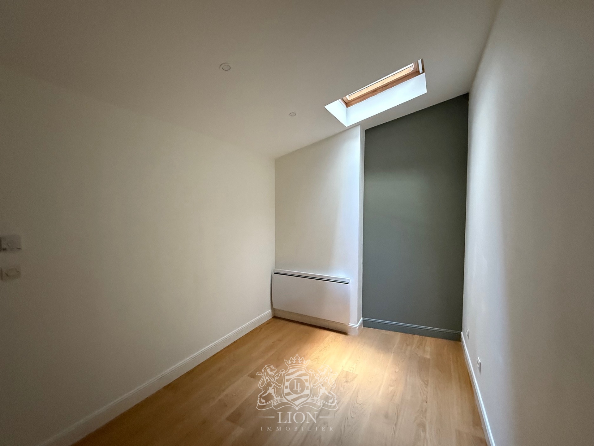 Yqo vieux lille superbe t3 avec cachet Photo 13 - Le Lion Immobilier