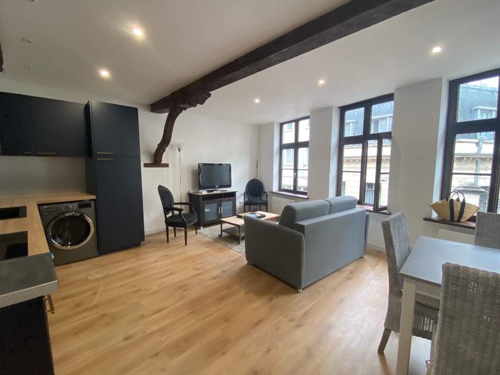 Ysq vieux lille tres beau type 2 meuble Photo 3 - Le Lion Immobilier