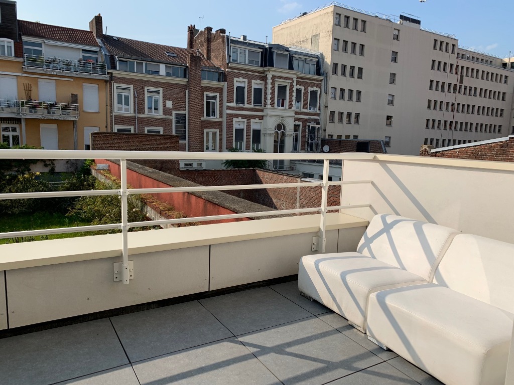 Republique t2 meuble terrasse parking Photo 6 - Le Lion Immobilier