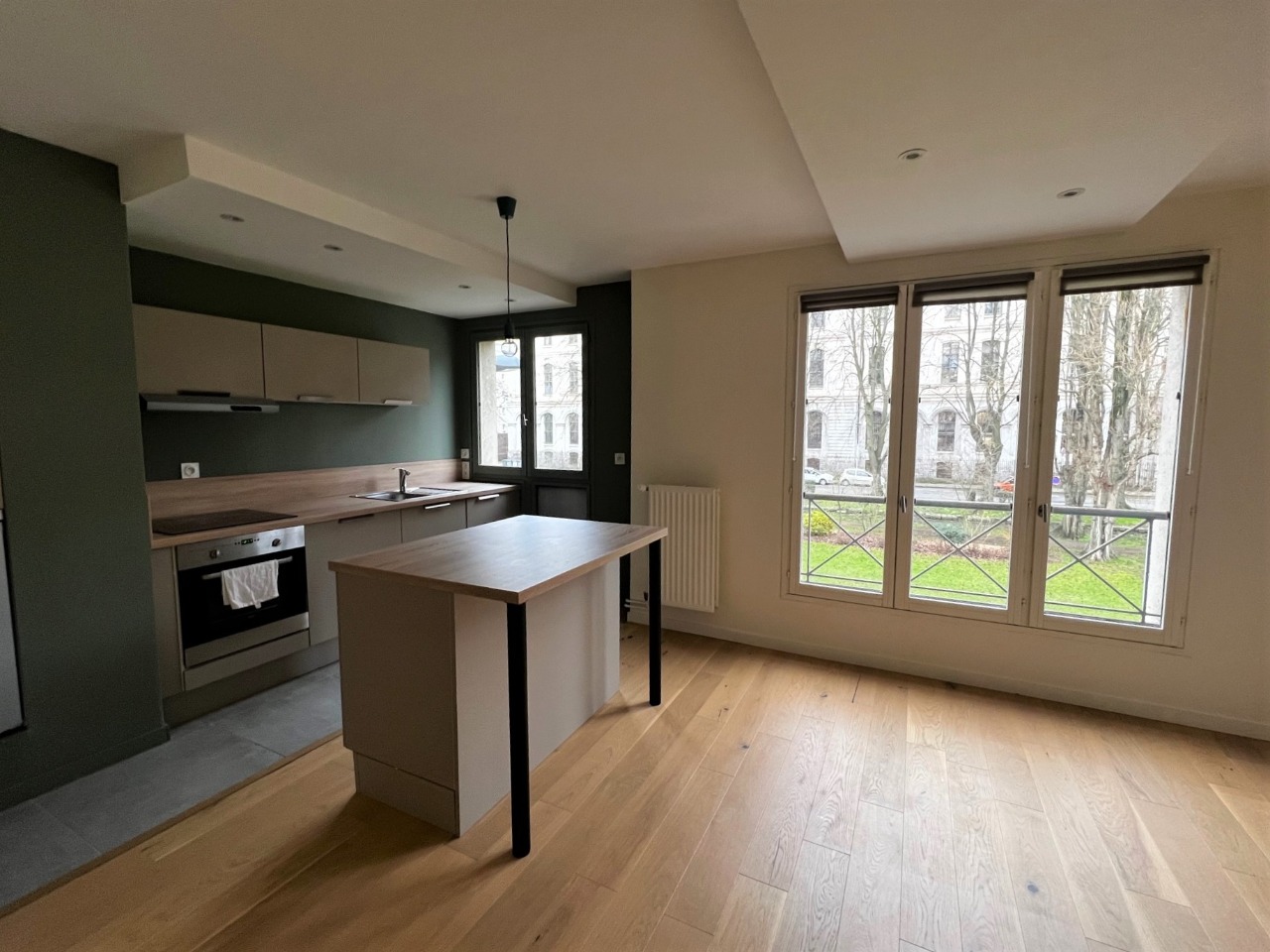 Zah vieux lille t2 non meuble avec parking Photo 2 - Le Lion Immobilier