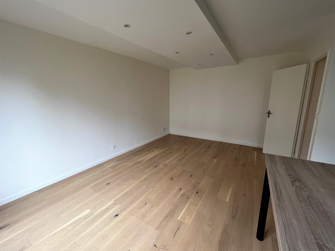 Zah vieux lille t2 non meuble avec parking Photo 4 - Le Lion Immobilier