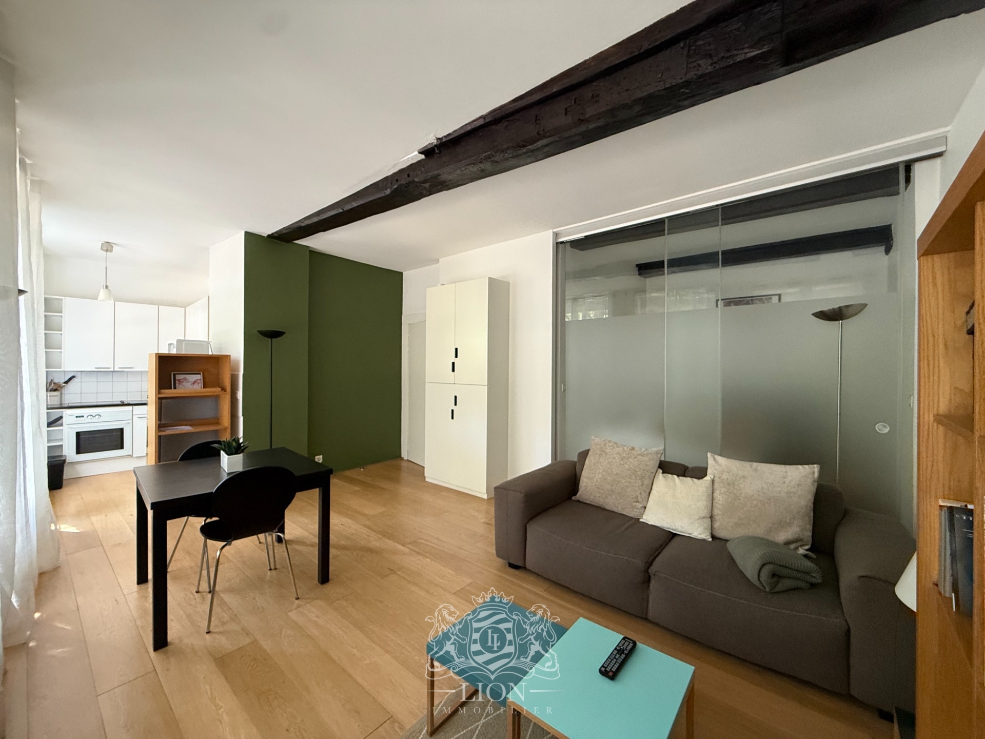 Zbf vieux lille t1 bis meuble avec parking Photo 1 - Le Lion Immobilier Zbf vieux lille t1 bis meuble avec parking Photo 1 - Le Lion Immobilier