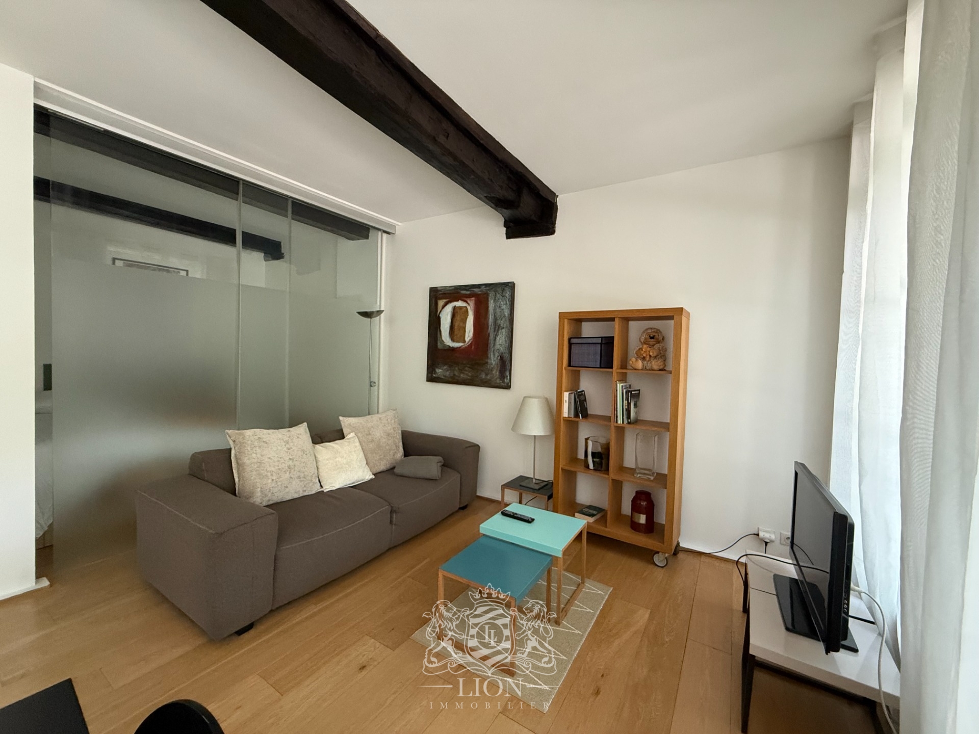 Zbf vieux lille t1 bis meuble avec parking Photo 2 - Le Lion Immobilier Zbf vieux lille t1 bis meuble avec parking Photo 2 - Le Lion Immobilier