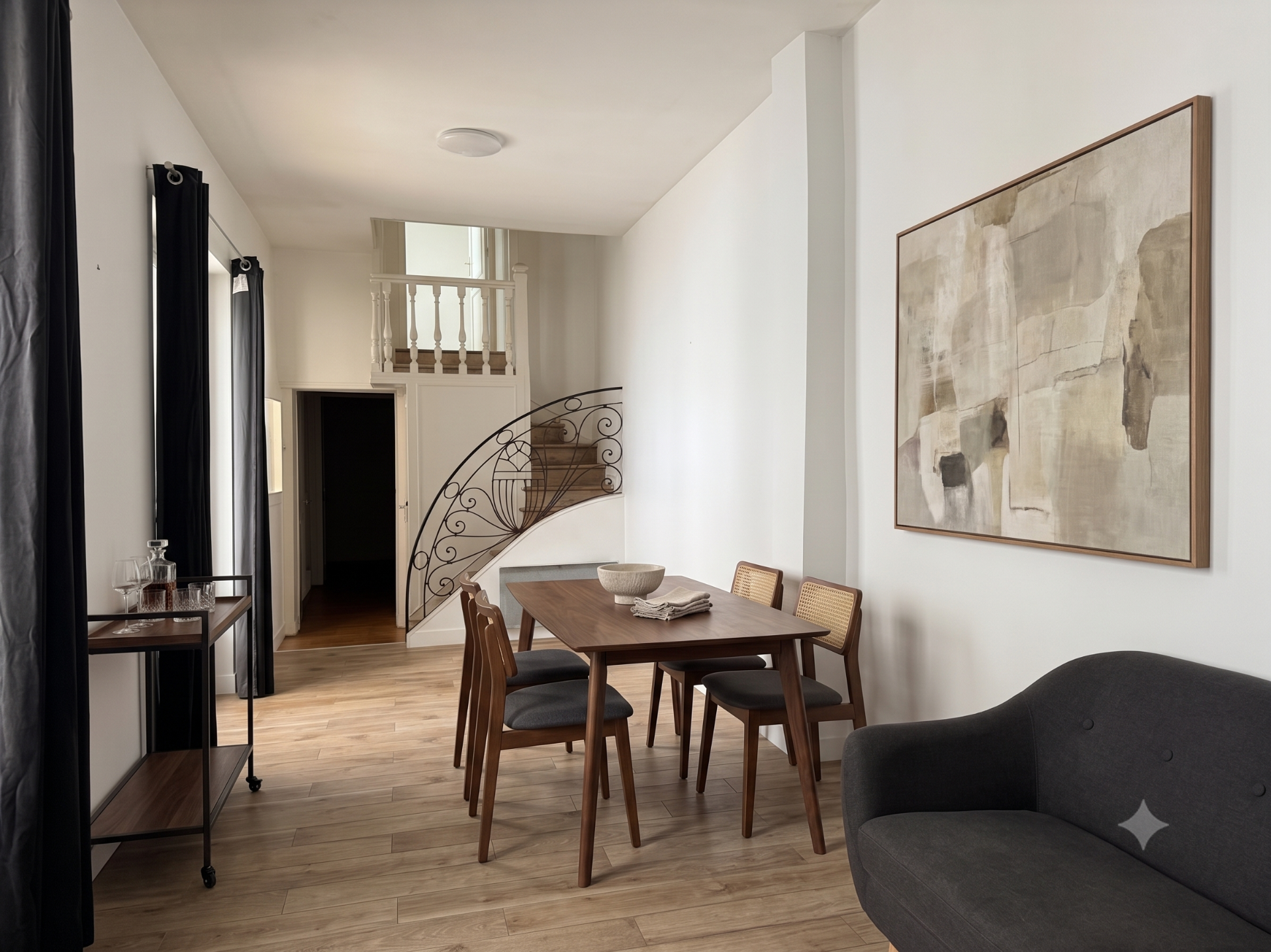 Zct lille centre t2 en duplex avec cour privative Photo 2 - Le Lion Immobilier