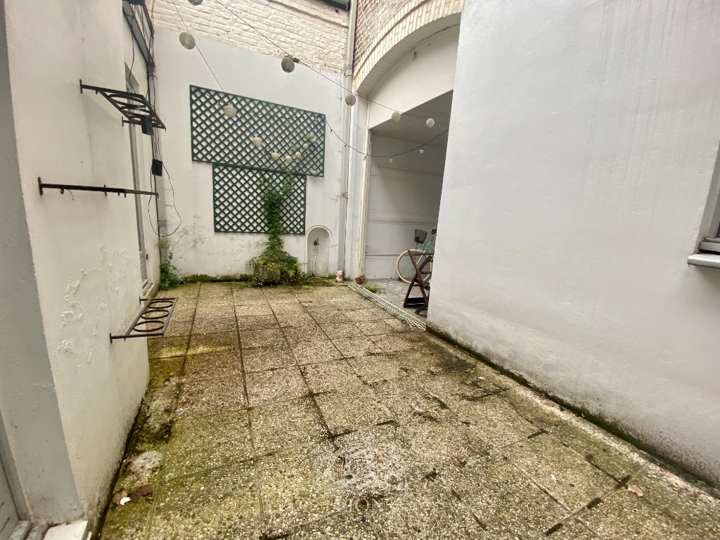 Zct lille centre t2 en duplex avec cour privative Photo 6 - Le Lion Immobilier Zct lille centre t2 en duplex avec cour privative Photo 6 - Le Lion Immobilier