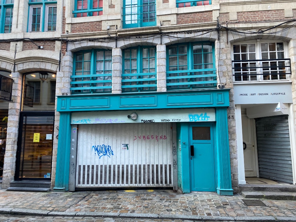 Vieux lille places de parking en enfilade Photo 1 - Le Lion Immobilier
