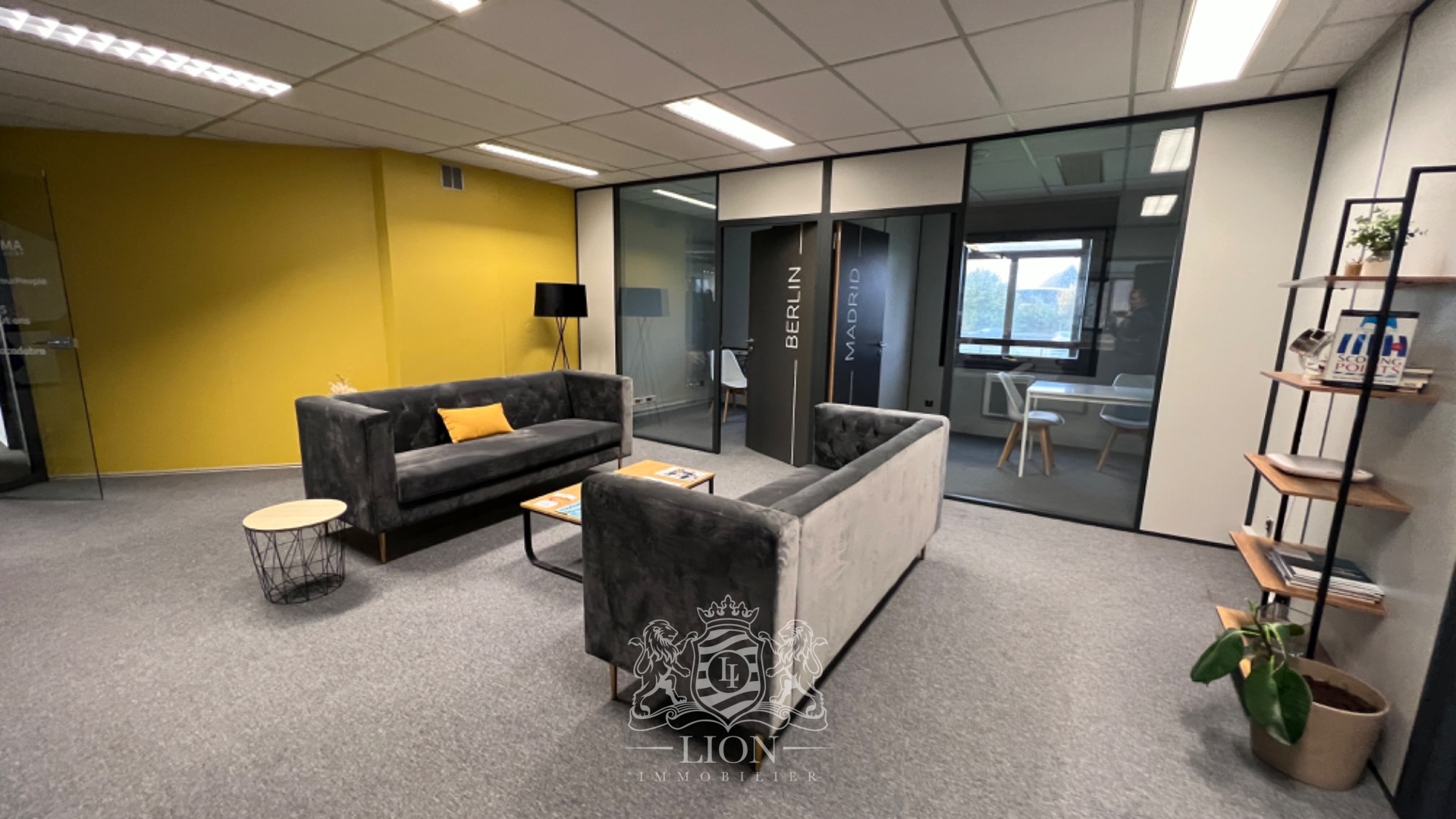 Ensemble de bureaux sur 1600m2 Photo 3 - Le Lion Immobilier