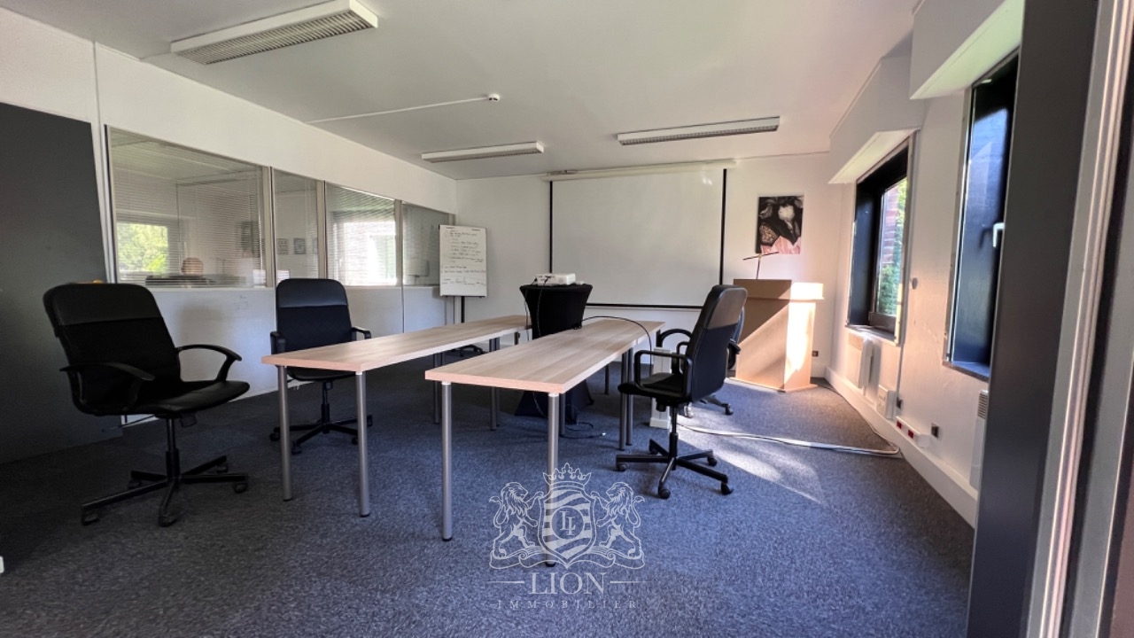 Ensemble de bureaux sur 1600m2 Photo 6 - Le Lion Immobilier