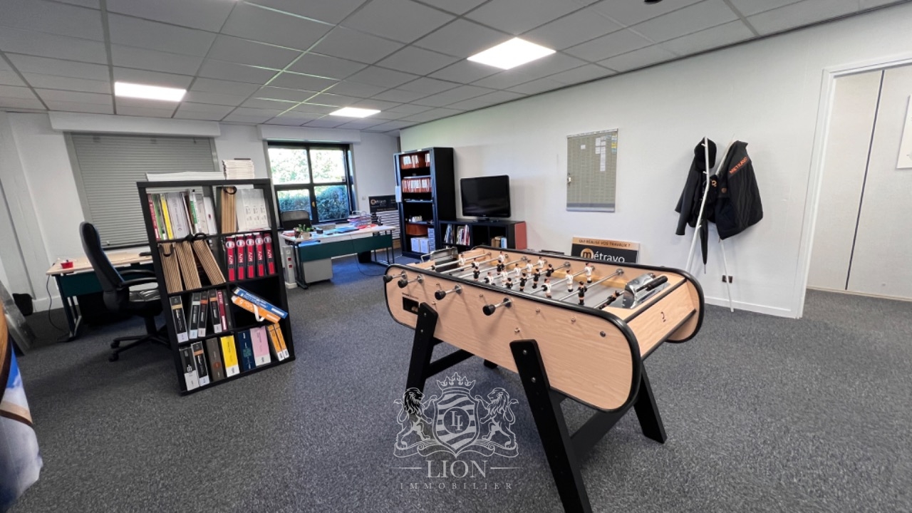 Ensemble de bureaux sur 1600m2 Photo 11 - Le Lion Immobilier