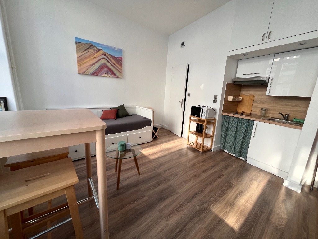 Abpm vieux lille studio meuble Photo 2 - Le Lion Immobilier Abpm vieux lille studio meuble Photo 2 - Le Lion Immobilier