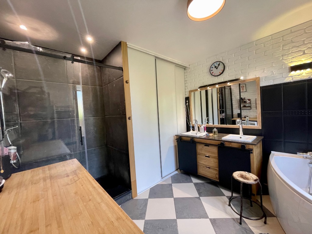 Maison de famille 130m jardin de 650m Photo 9 - Le Lion Immobilier