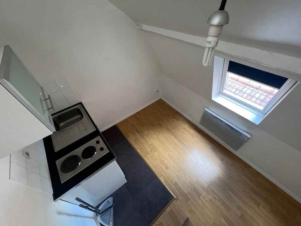 Acli vieux lille studio non meuble Photo 2 - Le Lion Immobilier