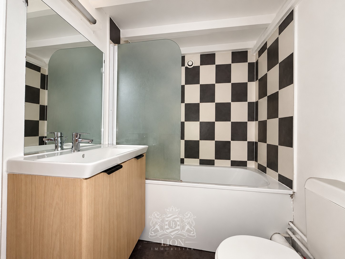 Acli vieux lille studio non meuble Photo 4 - Le Lion Immobilier