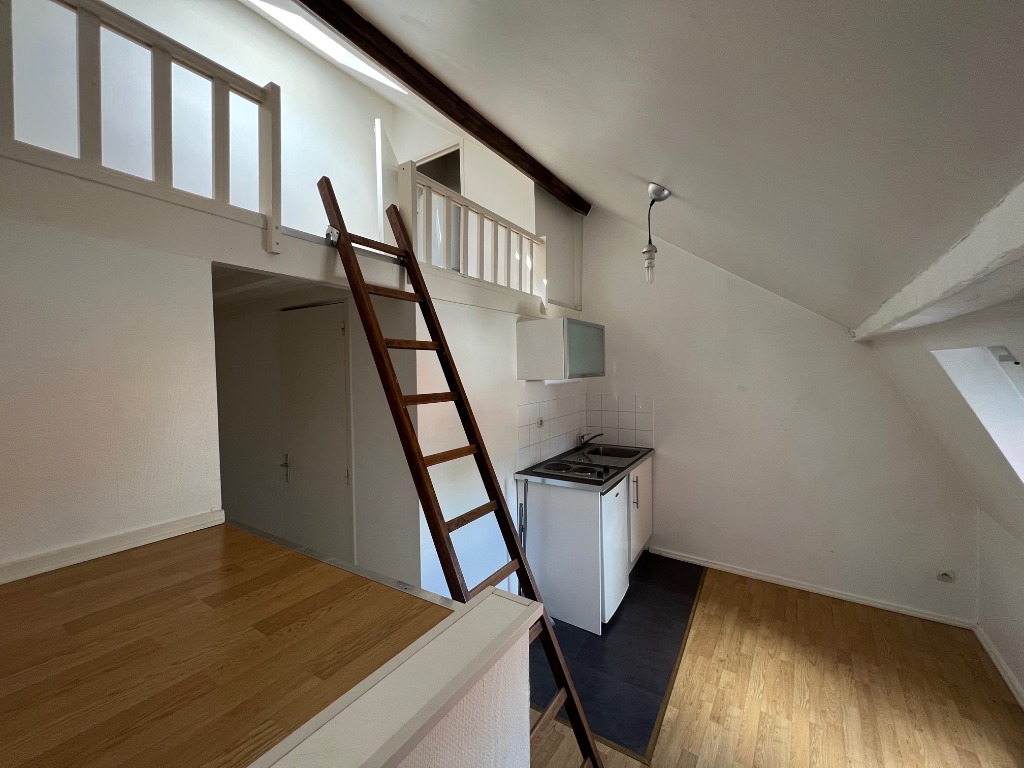 Acli vieux lille studio non meuble Photo 6 - Le Lion Immobilier