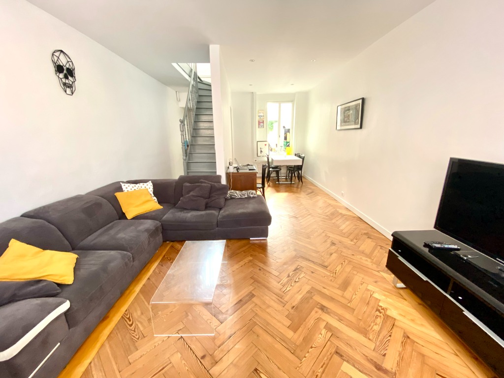 Maison de ville 3 ou 4 chambres et jardin