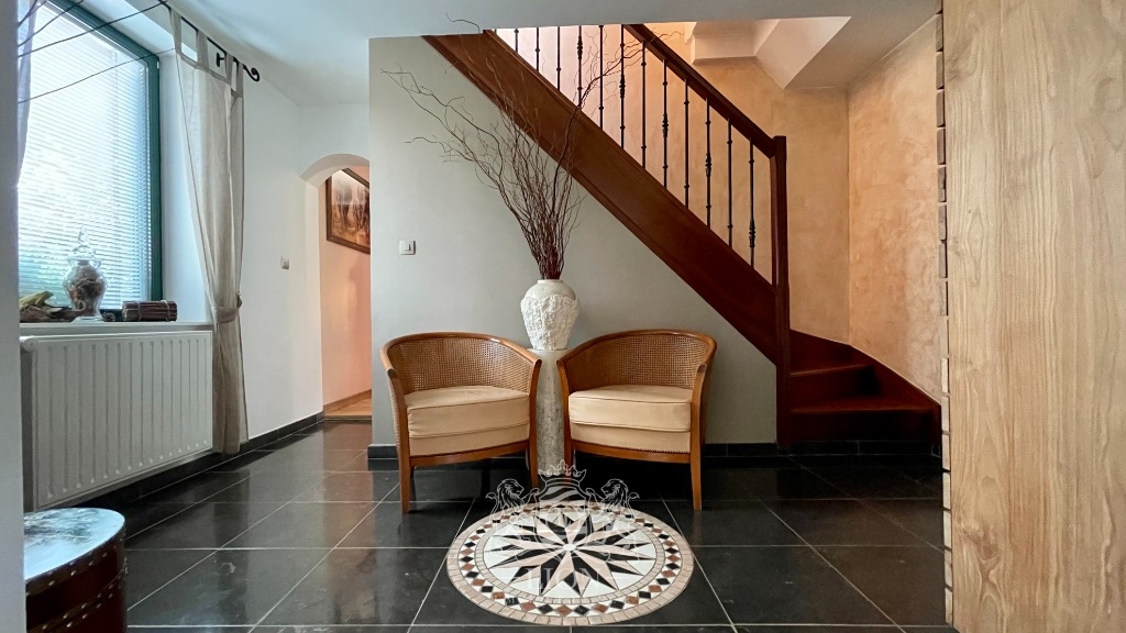 Corps de ferme de 240m2 avec piscine et jardin Photo 6 - Le Lion Immobilier Corps de ferme de 240m2 avec piscine et jardin Photo 6 - Le Lion Immobilier