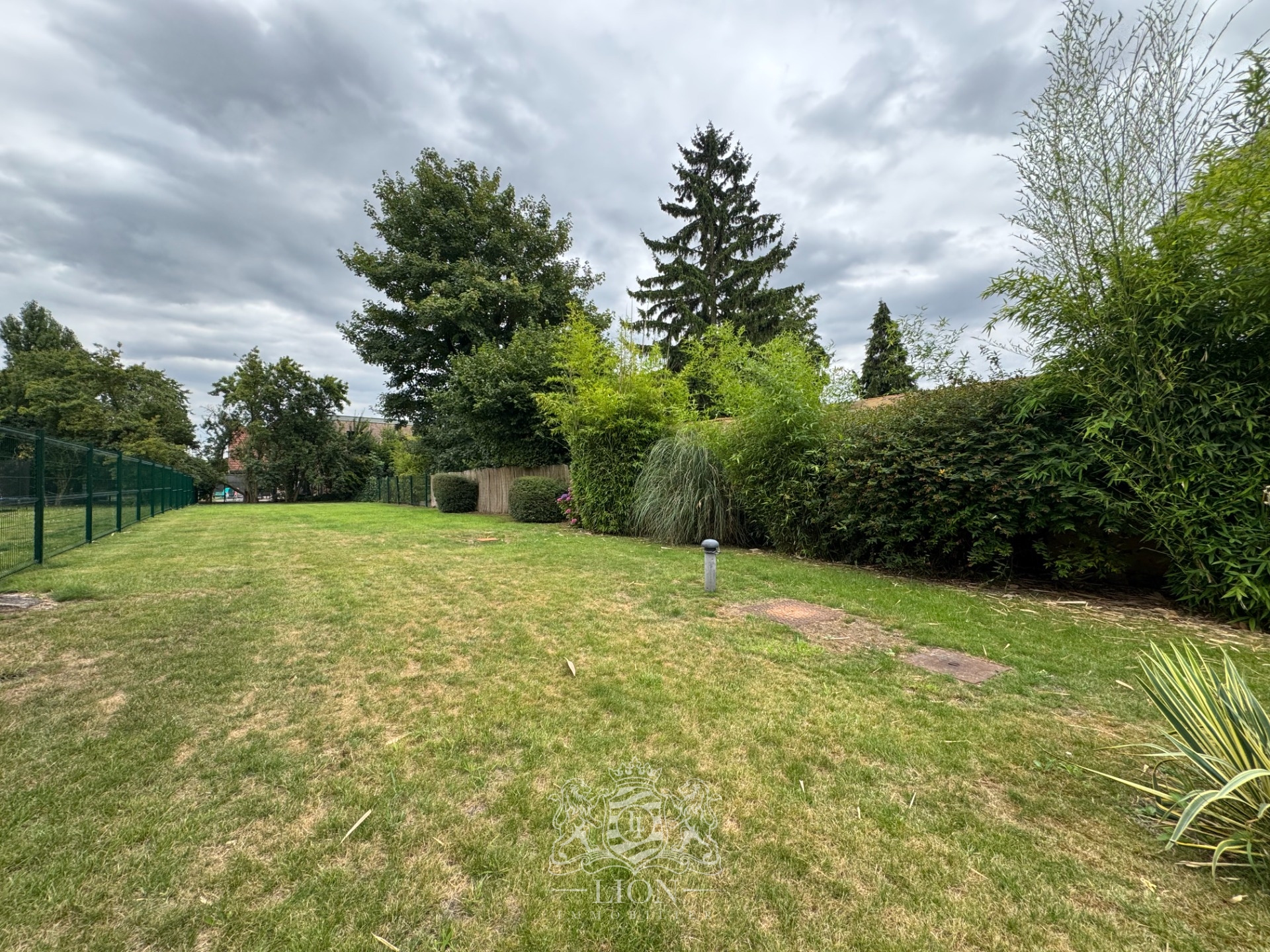 Corps de ferme de 240m2 avec piscine et jardin Photo 11 - Le Lion Immobilier Corps de ferme de 240m2 avec piscine et jardin Photo 11 - Le Lion Immobilier