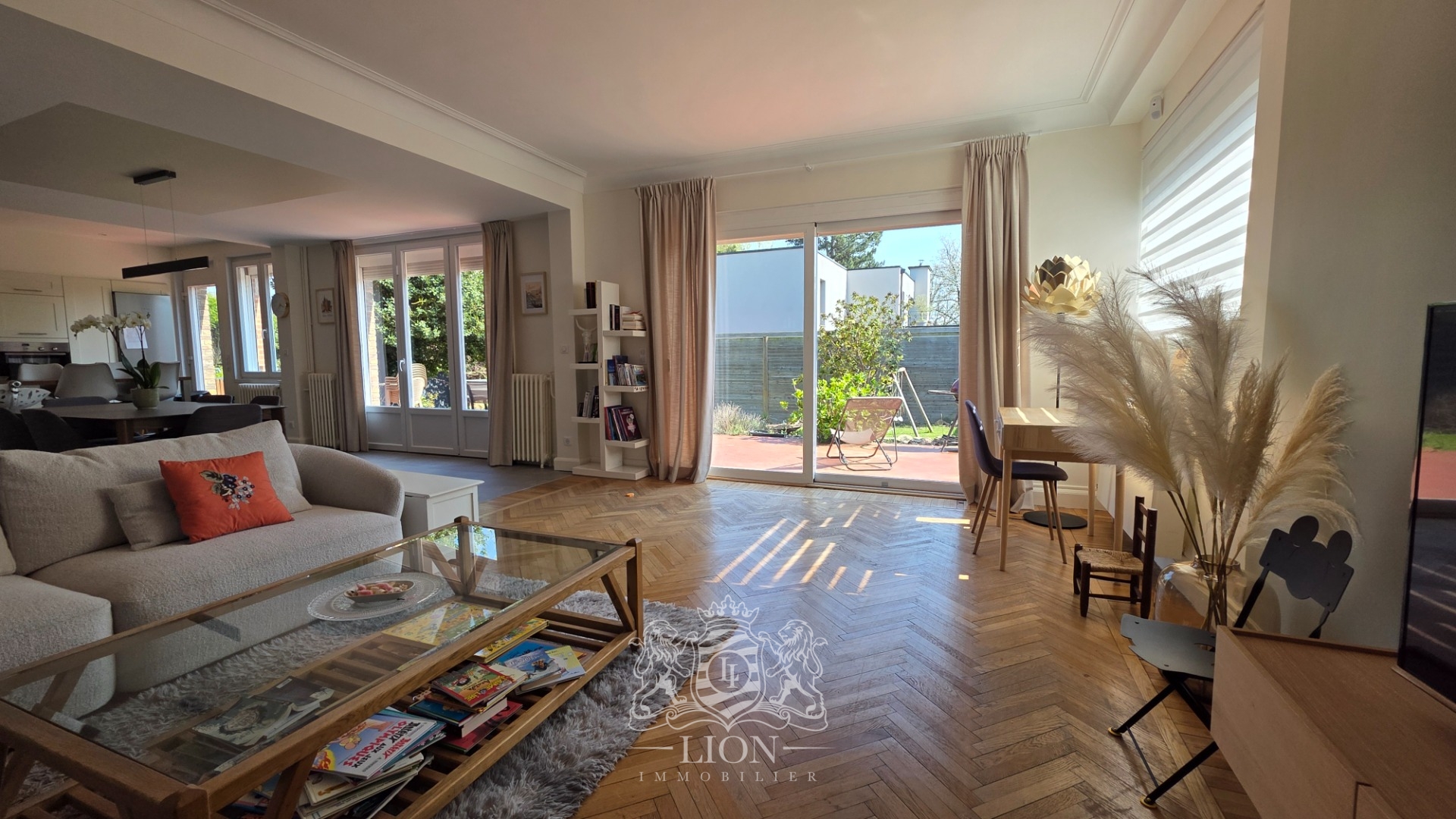 Magnifique maison individuelle et familiale grand garage Photo 1 - Le Lion Immobilier