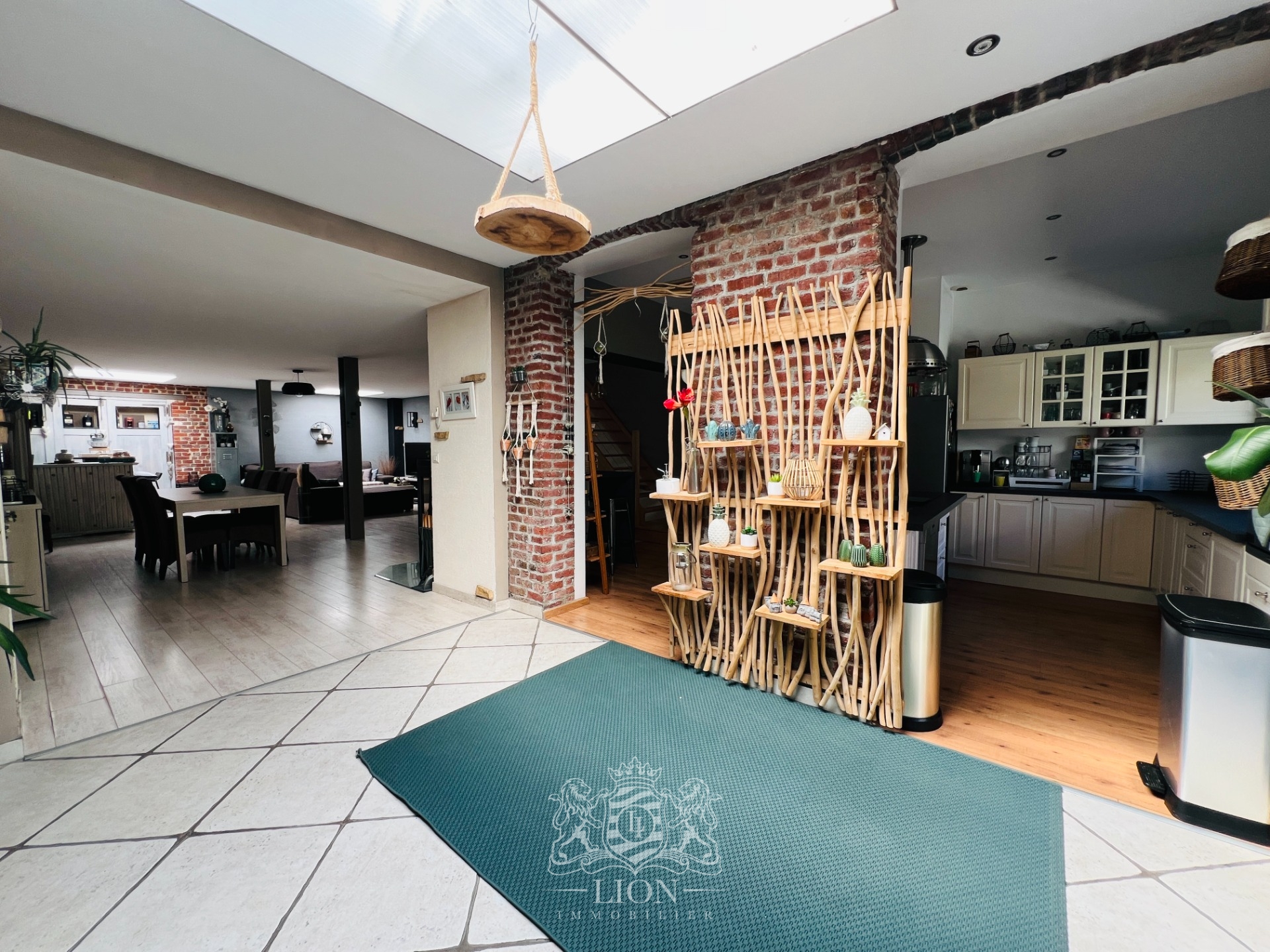 Grande maison avec garage  proximite du metro Photo 3 - Le Lion Immobilier