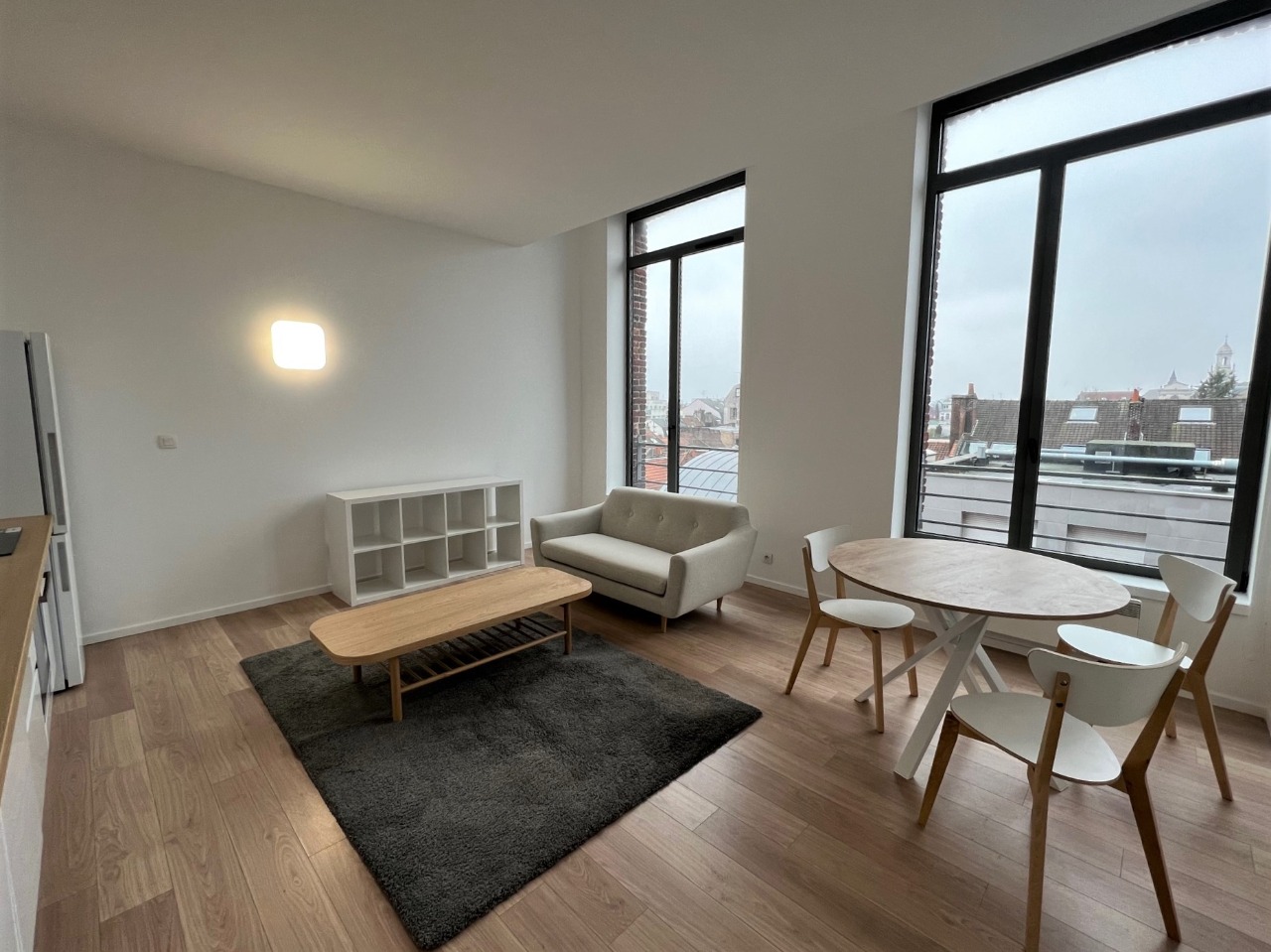 Aeuv vieux lille t2 meuble de 55 m avec parking Photo 3 - Le Lion Immobilier