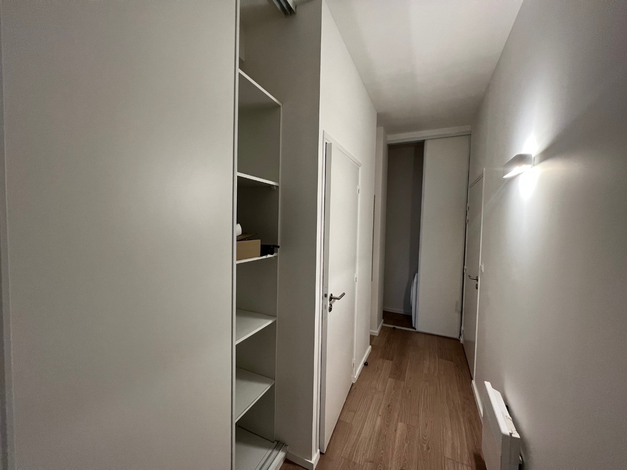 Aeuv vieux lille t2 meuble de 55 m avec parking Photo 8 - Le Lion Immobilier