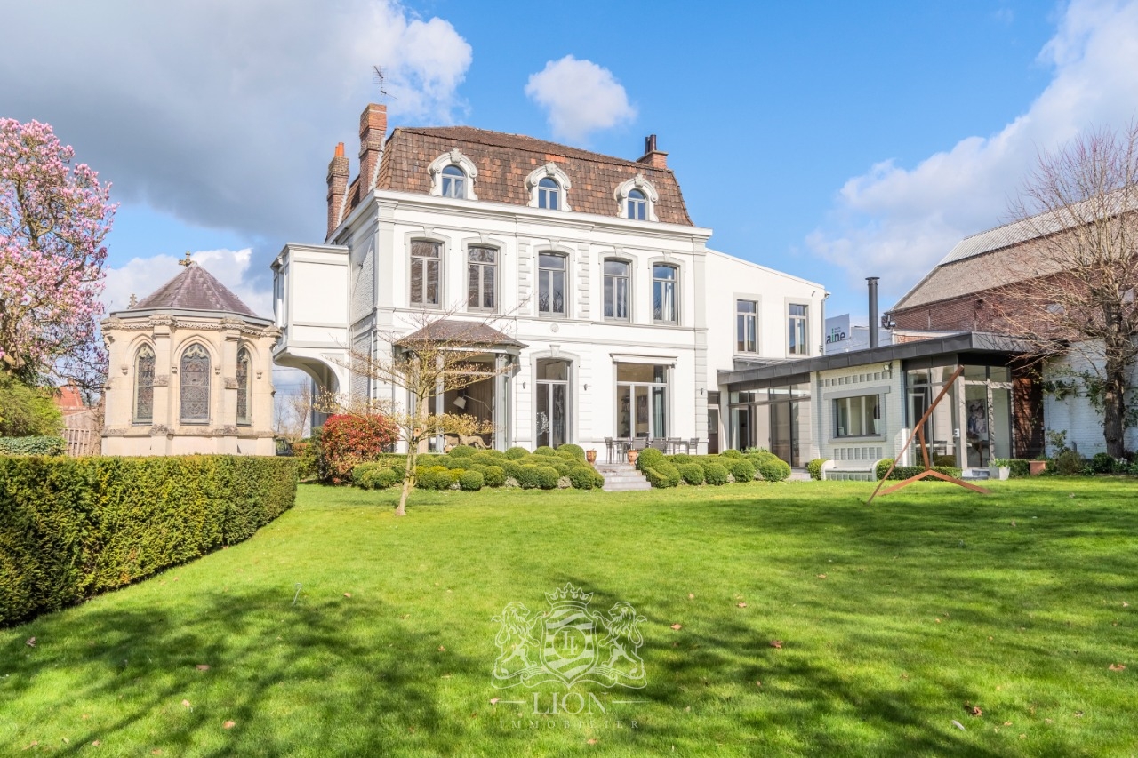 Magnifique maison de maitre 1850 sur 2800m de terrain - Le Lion Immobilier