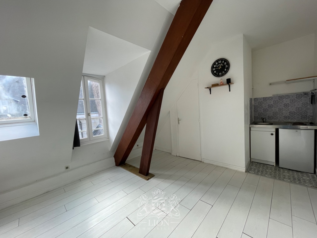 Vieux lille studio dans rue prisee Photo 1 - Le Lion Immobilier Vieux lille studio dans rue prisee Photo 1 - Le Lion Immobilier
