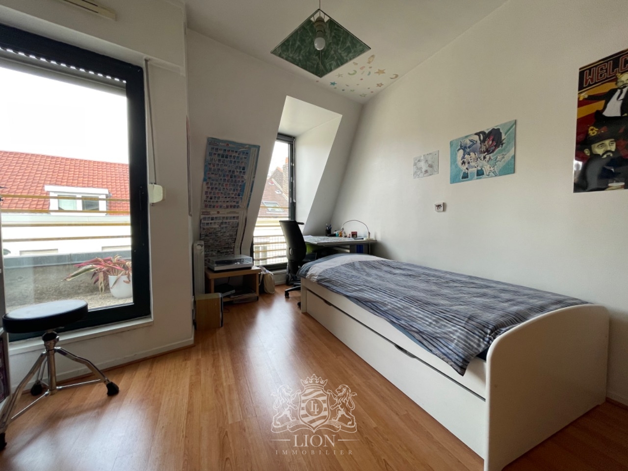 Lille vauban type 5 avec deux balcons et parking Photo 6 - Le Lion Immobilier